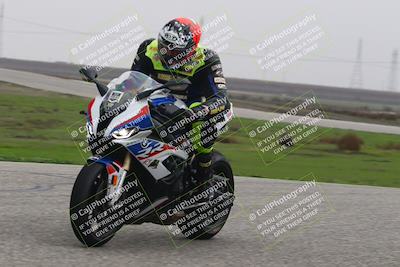 media/Nov-30-2025-TrackDaz (Sun) [[d8b22663df]]/B Group/Session 5 (Wheelie Bump)/